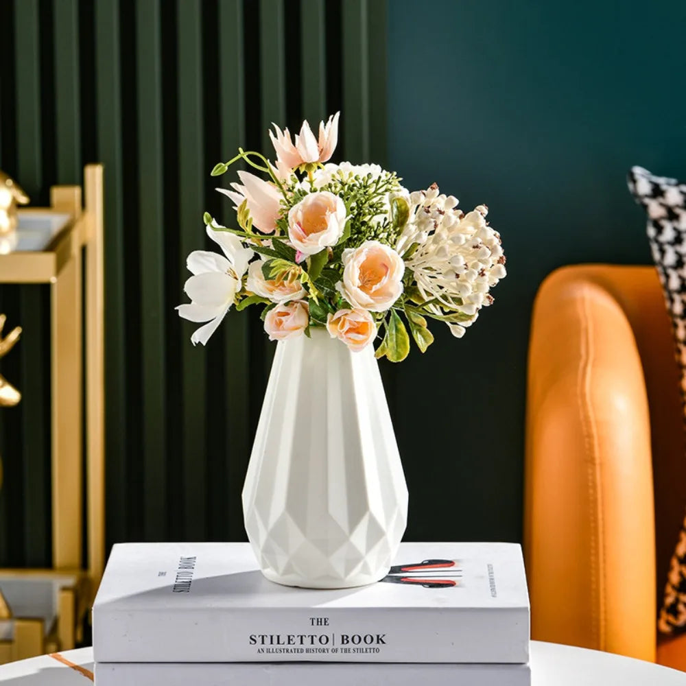 Nordic Diamond Flower Vase